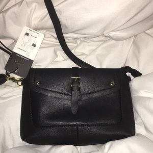 Convertible shoulder bag